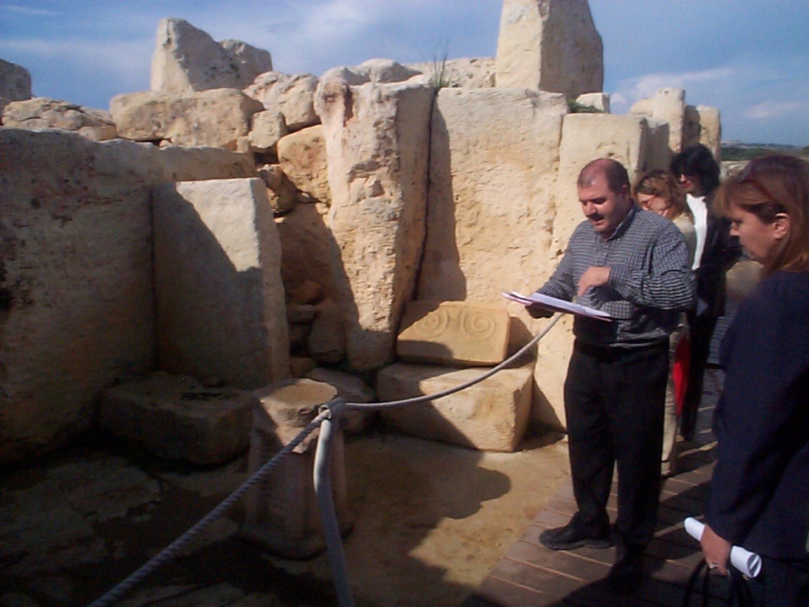Malta - Temple tour - staff.jpg (230480 bytes)